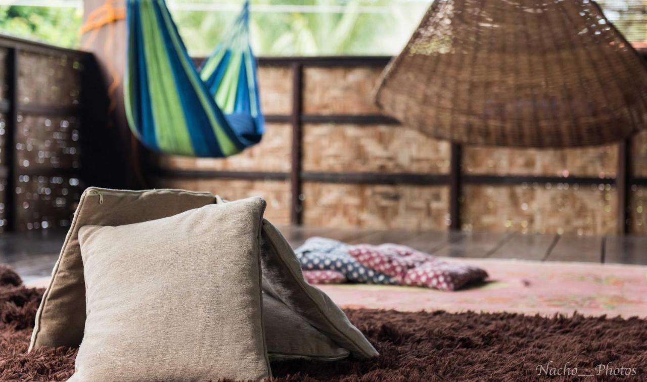 Footprints Homestay (Adults Only) Хенерал Луна Екстериор снимка