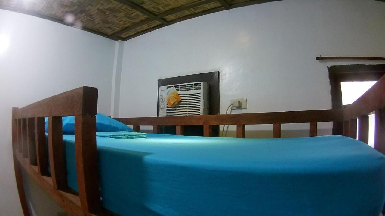 Footprints Homestay (Adults Only) Хенерал Луна Екстериор снимка